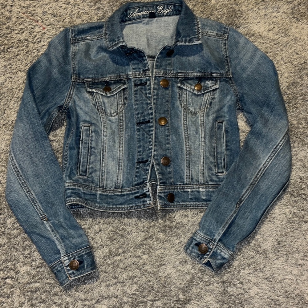 American eagle denim jean jacket in condition size S/P